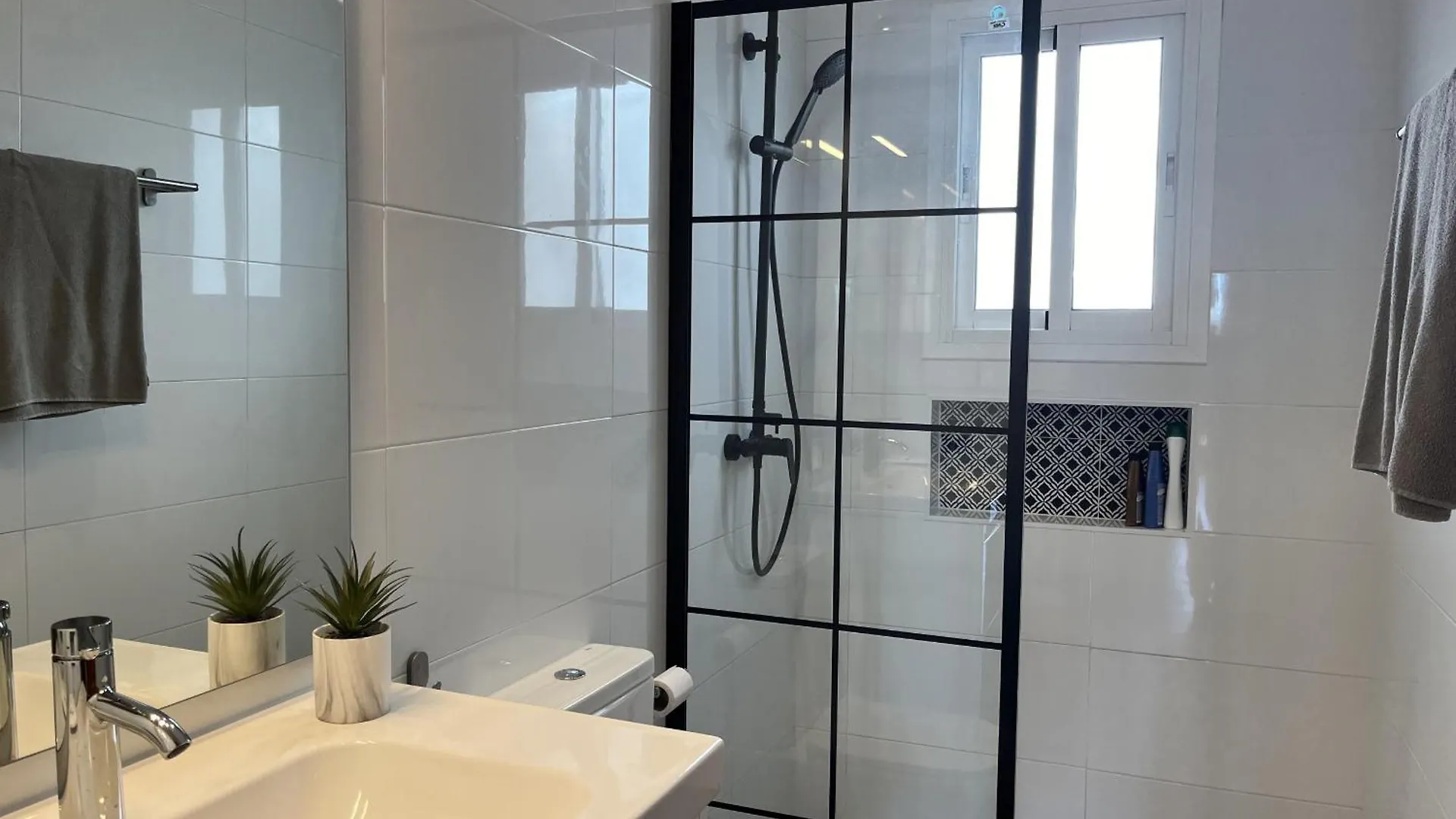 Las Palmas 4B Oasis Properties Nerja Appartamento